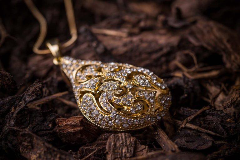 Essential Oil Diffuser Necklace, Intricate